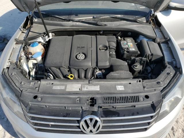 2013 Volkswagen Passat S