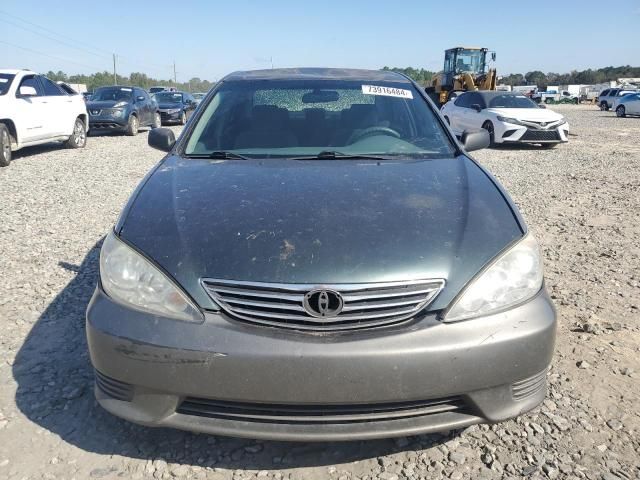 2005 Toyota Camry LE