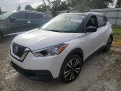 Carros salvage para piezas a la venta en subasta: 2020 Nissan Kicks SV