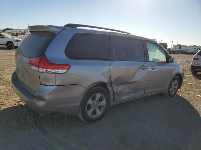 2012 Toyota Sienna LE