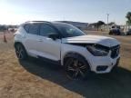 2022 Volvo XC40 T5 R-Design