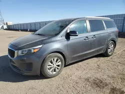 KIA Vehiculos salvage en venta: 2017 KIA Sedona LX