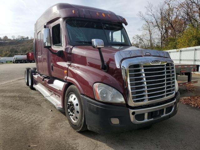 2013 Freightliner Cascadia 125