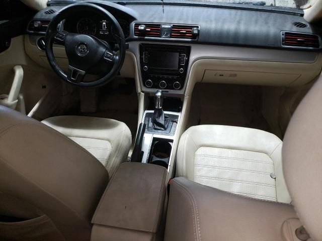 2012 Volkswagen Passat SE