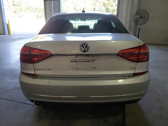 2016 Volkswagen Passat SE