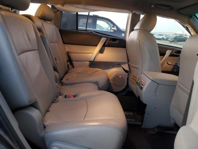 2011 Toyota Highlander Base