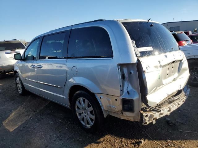 2011 Chrysler Town & Country Touring L