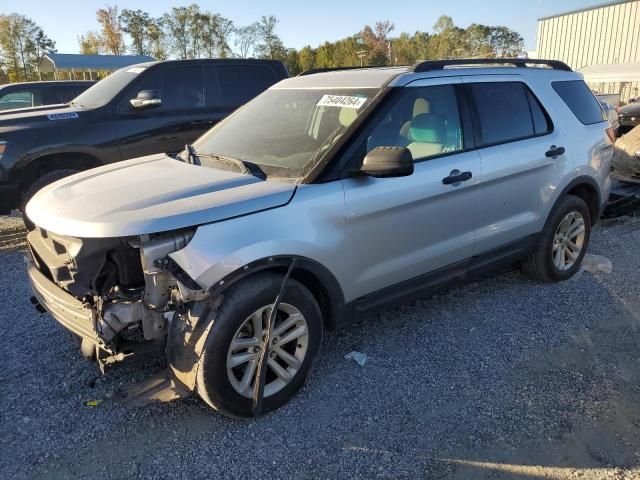 2015 Ford Explorer