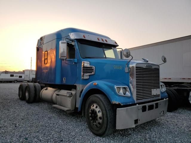 2016 Freightliner 122SD