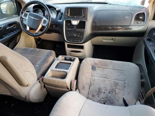 2011 Chrysler Town & Country Touring