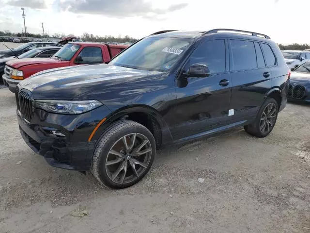 2022 BMW X7 M50I