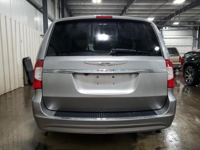 2015 Chrysler Town & Country Touring