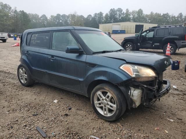 2011 KIA Soul +