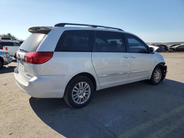 2008 Toyota Sienna XLE