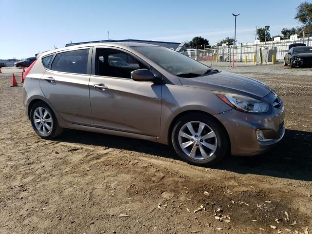 2012 Hyundai Accent GLS