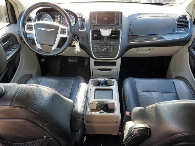 2015 Chrysler Town & Country Touring