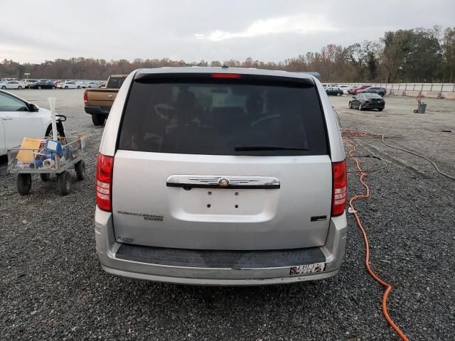 2008 Chrysler Town & Country LX