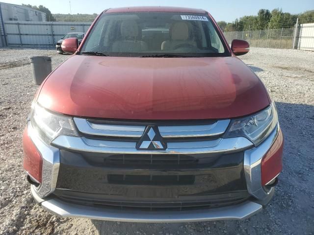 2017 Mitsubishi Outlander SE