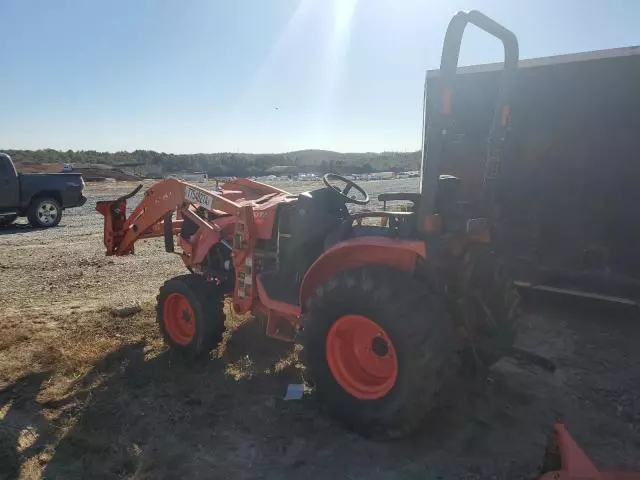 2016 Kubota Tractor