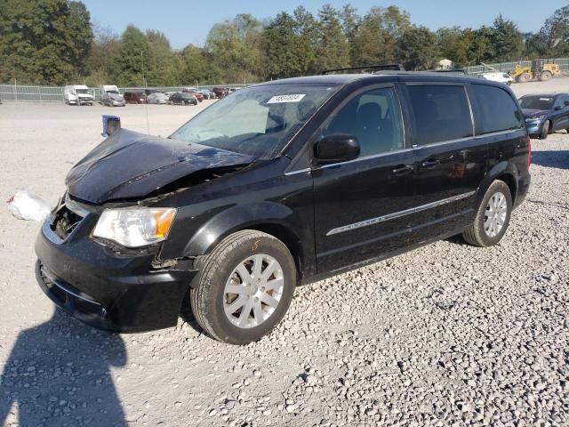 2013 Chrysler Town & Country Touring