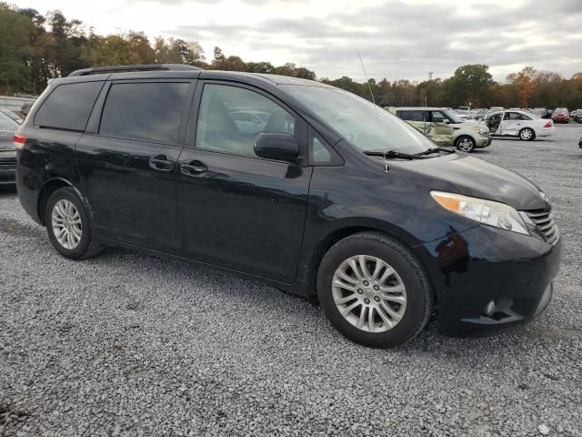 2012 Toyota Sienna XLE