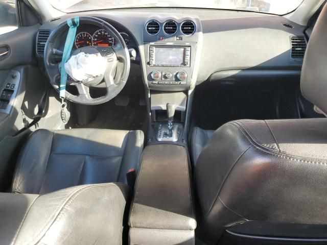 2010 Nissan Altima Base