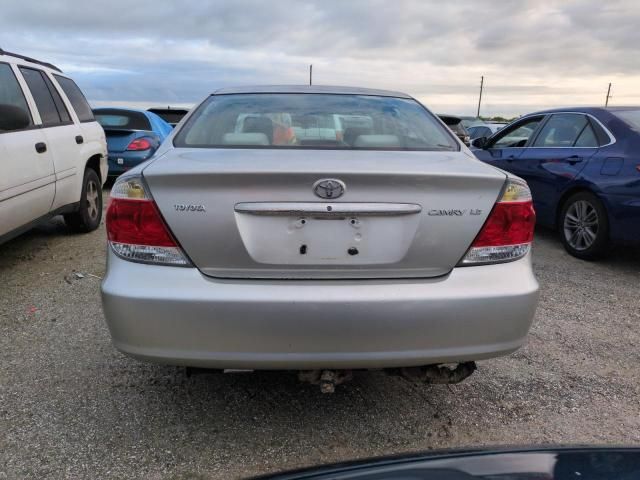 2005 Toyota Camry LE