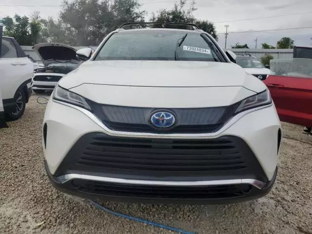 2022 Toyota Venza LE