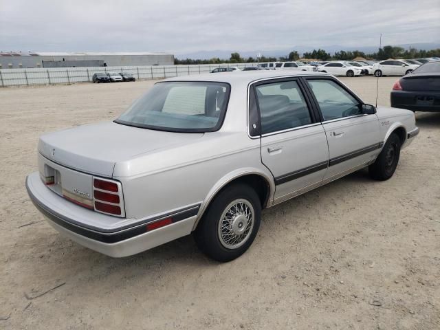 1992 Oldsmobile Cutlass Ciera Base