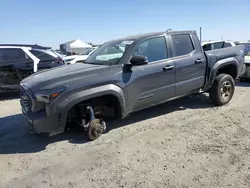 Carros salvage sin ofertas aún a la venta en subasta: 2024 Toyota Tacoma Double Cab