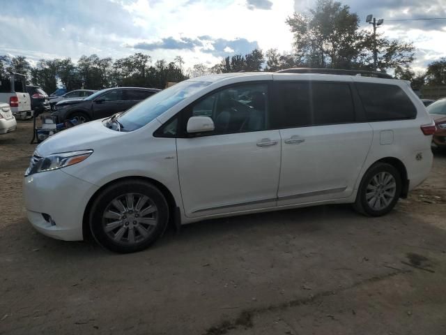 2016 Toyota Sienna XLE