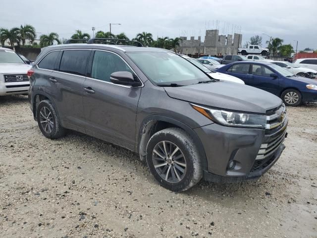 2018 Toyota Highlander SE