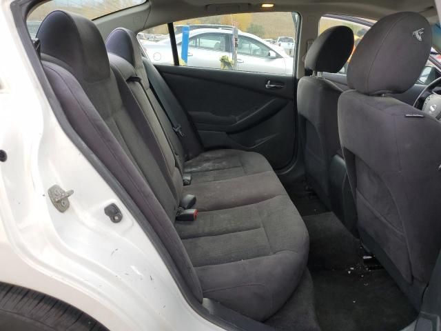 2011 Nissan Altima Base