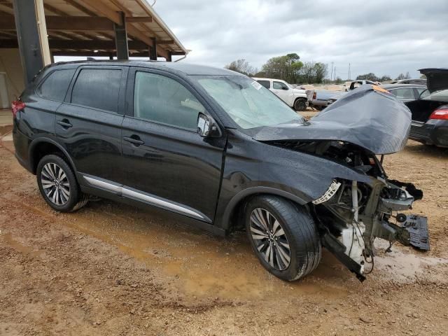 2019 Mitsubishi Outlander SE