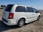 2010 Chrysler Town & Country Touring