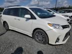 2020 Toyota Sienna XLE