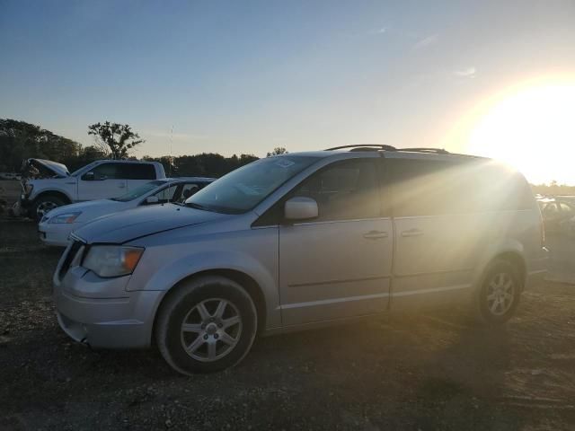 2010 Chrysler Town & Country Touring