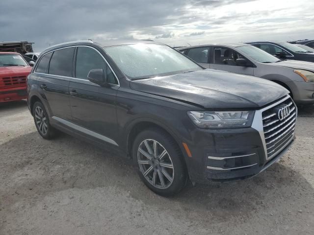 2019 Audi Q7 Prestige