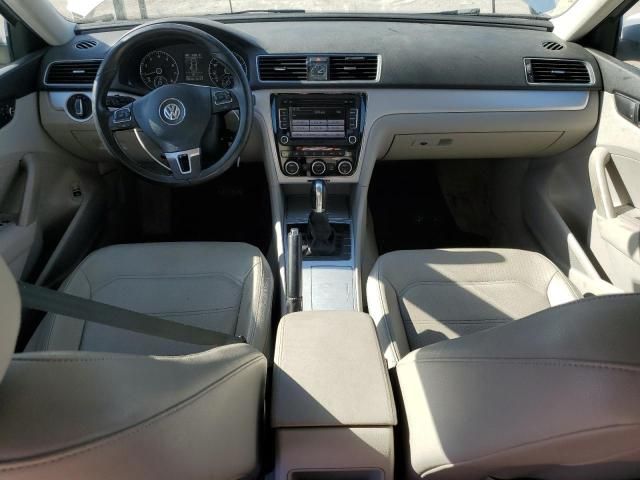 2012 Volkswagen Passat SE