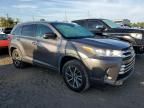 2017 Toyota Highlander SE