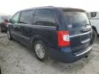 2012 Chrysler Town & Country Touring L