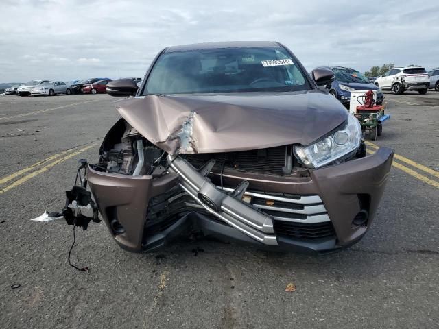 2018 Toyota Highlander LE