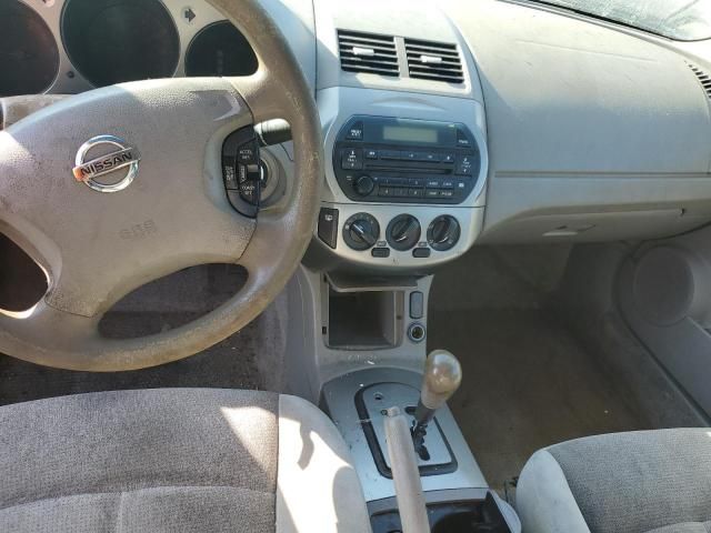 2004 Nissan Altima Base