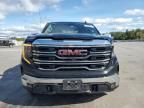 2022 GMC Sierra K1500 SLT