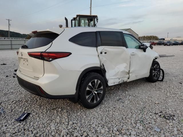 2021 Toyota Highlander XLE