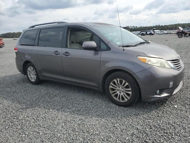 2011 Toyota Sienna XLE