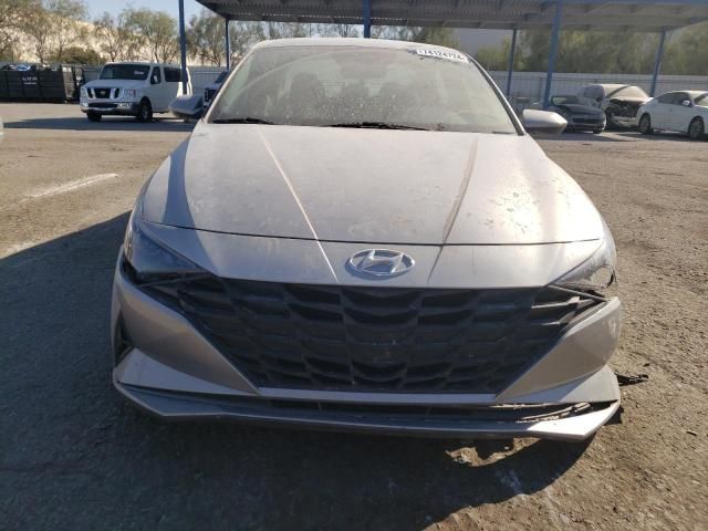 2021 Hyundai Elantra SE