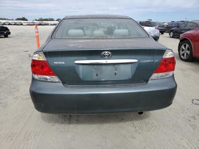 2005 Toyota Camry LE