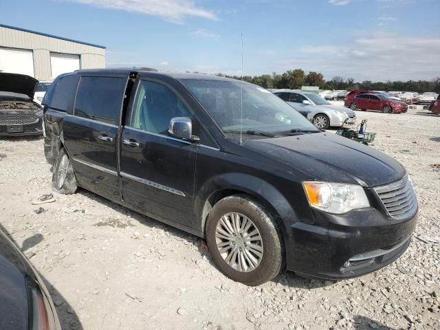 2015 Chrysler Town & Country Limited