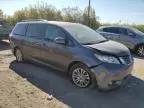 2016 Toyota Sienna XLE